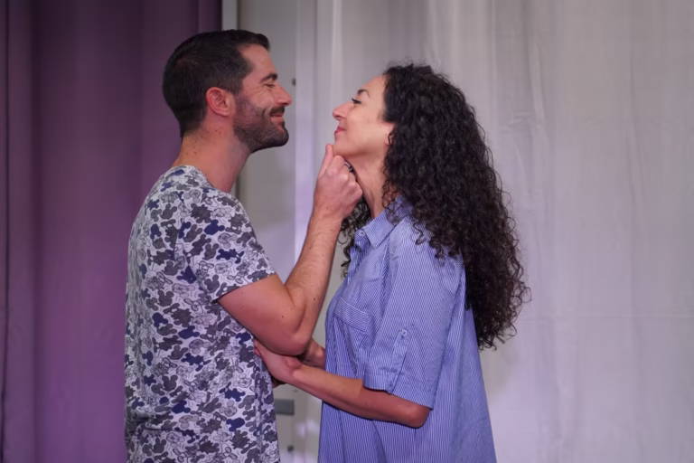 faites-l-amour-pas-des-gosses-03